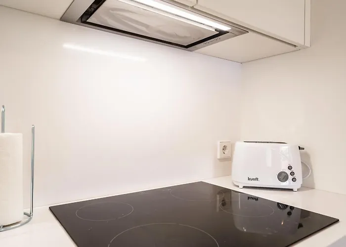 Akicity Saldanha * 리스본